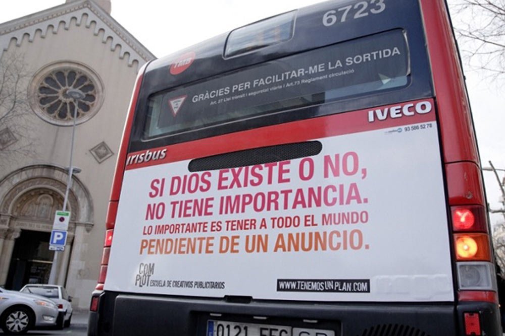 Complot en el periódico El País: La cantera de las futuras estrellas de la publicidad